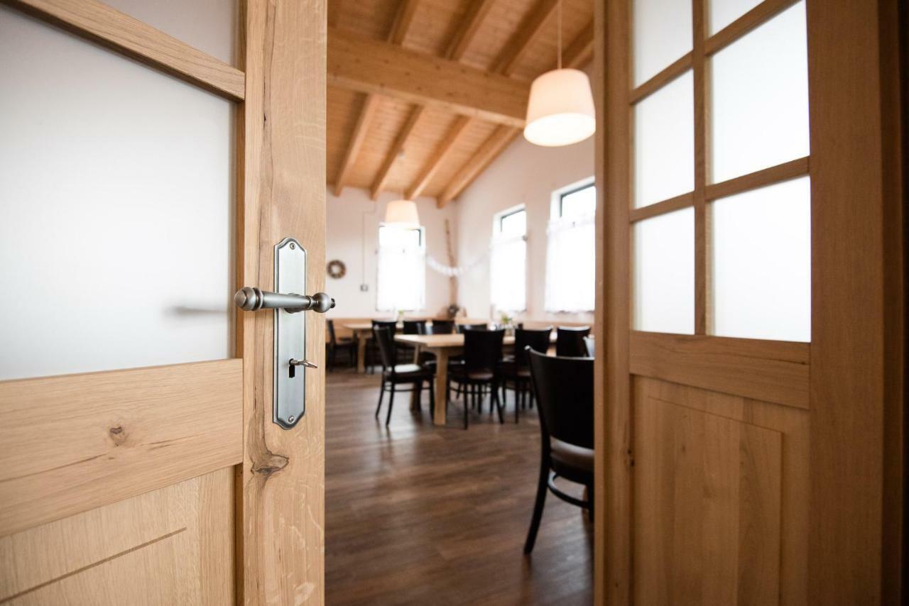 Hotel Kitz Ehemals Schlemmerhuette Langweid Buitenkant foto