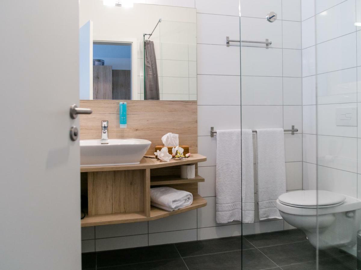 Hotel Kitz Ehemals Schlemmerhuette Langweid Buitenkant foto